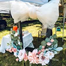 One houston couple didn't want to miss. How To Have The Perfect Drive By Baby Shower From A Mom Who Did It