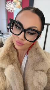 TO JEST WYRÓB MEDYCZNY. UŻYWAJ GO ZGODNIE Z INSTRUKCJĄ UŻYWANIA I ETYKIETĄ. 