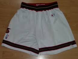 Shaquille o'neal is not impressed with philadelphia 76ers guard ben simmons after his lackluster performance in game. Nba Philadelphia 76ers Hardwood 1997 Gold Swingman Shorts Kurze Hose Herren Sport Sport Weitere Ballsportarten