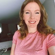 Katie Summers's Instagram, Twitter & Facebook