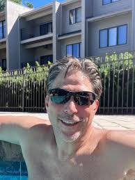 Sean Dacey's Instagram, Twitter & Facebook