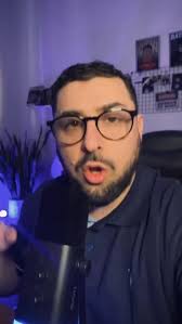 Cómo hacer que mi marca personal y mi empresa trabajen en conjunto Con mi  marca personal puedo compartir mi visión, valores y creencias para atraer a  personas afines, y que mi empresa