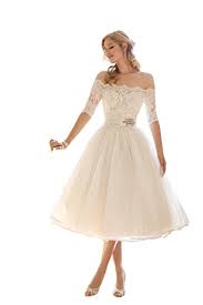 We did not find results for: Cloverbridal Damen Hochzeitskleider A Linie Elegant Lange Armel Spitze Von Der Schulter Brautkleider Mit Zug Hochzeitsmode Bekleidung