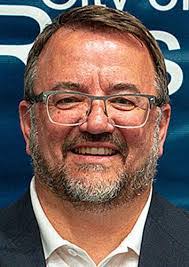 Mike Pavey's Instagram, Twitter & Facebook