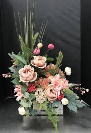 Pin By Gloria Cagle Bagwell On Flower Arrangements Artificial Flower Arrangements Centerpieces Artificial Flower Arrangements Flower Arrangements Simple