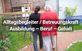 Sie finden eine musterbewerbung vorlage sowie muster bzw. Alltagsbegleiter In Betreuungskraft Ausbildung Und Beruf Medi Karriere