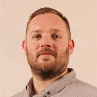 Max Nicholas's Instagram, Twitter & Facebook