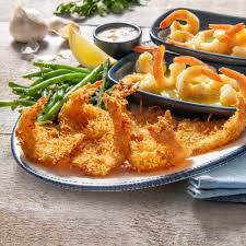 Red lobster also stocks a full bar and has specialty cocktails to put you in a beachy mindset. Red Lobster Serves Affordable Daily Deals Every Weekday Mile High On The Cheap
