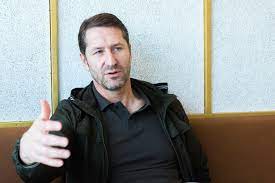 Graliśmy dobrze, ale polacy mają świetnych piłkarzy. Der Teamchef Im Interview Franco Foda Bleibt Stets Franco Foda Video Graz