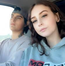 Autumn Joslin's Instagram, Twitter & Facebook