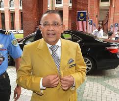 Posted by tan sri isa samad at 5:29 am 15 comments Isa Samad Changes Legal Team In Rm3mil Graft And Cbt Case The Star