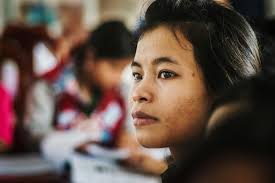 Joint campaign promotes “respect” for health and Viet Nam's smoke-free laws