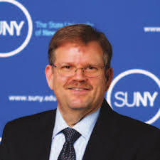 Faculty Senate Bulletin Editors Faculty Senate Assistant Editorial Board  (Executive Committee) As we close in (already)