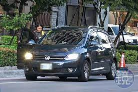 侯怡君和萧大陆宣布结婚首放闪。 （图／翻摄自脸书／侯怡君的家） 其实她格外 小心谨慎 有原因，一方面是高龄备孕，另一方面是2018年底时曾自然怀孕，当时要录制过年特别节目，却因此太 劳累 流产，之后 坐月子 身体细心调养，才回到之前的状态，这次. ä¾¯æ€¡å›æ‡·å­• å‚™å­•3å¹´çµ‚æ–¼ç•¶åª½å—¨åˆ°ç¥•å©š66æ­²è•­å¤§é™¸ä¸è—äº† Ettodayæ˜Ÿå…‰é›² Ettodayæ–°èžé›²