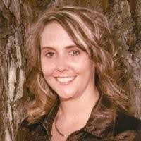 Sara Shipman's Instagram, Twitter & Facebook