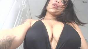 Crystallbaby tries to make you cum