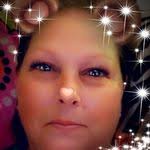 Leslie Shuler's Instagram, Twitter & Facebook