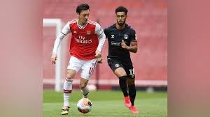 Mesut özil was born on october 15, 1988 in gelsenkirchen, germany. Mikel Arteta Melunak Mesut Ozil Kemungkinan Kembali Dalam Skuad Arsenal Sport Tempo Co