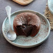 750g On Instagram Qui N Aime Pas Les Coulants Au Chocolat Par Ici On Pourrait En Manger Toutes Les Semaines De Notre Cote La R Food Desserts Cake