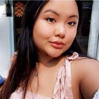 Lisa Youmans's Instagram, Twitter & Facebook