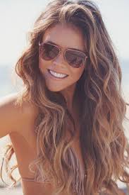 Ensuite, je suis devenue toute blonde avec des bouclettes (genre anglaises) mais au fur et à mesure. Epingle Sur Hair Ideas