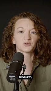 Stephanie Quick's Instagram, Twitter & Facebook