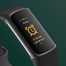 The charge 5 checks heart rate and blood oxygen, tracks sleep, has gps and fitbit pay contactless payments (but not google pay). Jwo3azsfd H9lm