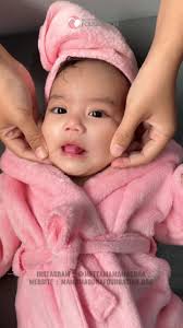 Perawatan Muka Ala-Ala Baby Malika setelah Mandi