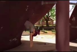 Admin juga akan membagikan kepada kalian queri apa saja yang saat ini tengah banyak orang cari mengenai hal youtube biru apk rina and hole 3d ini berikut admin sediakan di bawah. Video Viral Stuck In The Wall Girl 3d Animation Rina And The Hole Di Tiktok Twitter Full Ada Apa Anime Metro Lampung News