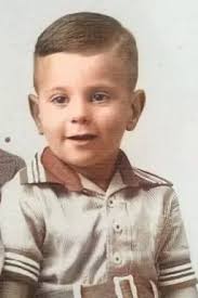 Samuel Max Akker (Enkhuizen, 25 september 1936