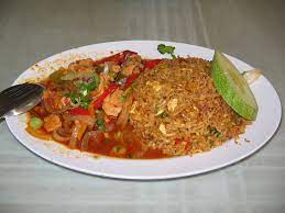 Nasi goreng usa dimakan dengan telur mata dan cili potong kicap memang padu! Nasi Goreng Usa Wikipedia Bahasa Melayu Ensiklopedia Bebas