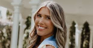 Glenda Holifield's Instagram, Twitter & Facebook