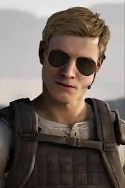 I don't understand why people hate Eric so much. I get that he distanced  himself from his wife, but why all the hate if he stayed faithful the whole  time and it