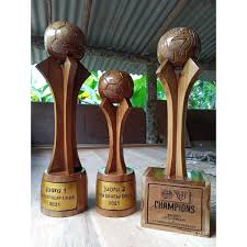 Bahan Piala Berkualitas