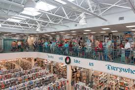 Photos Santa Stars At Book Center S Holiday Open House People Vero News