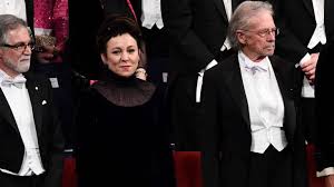 For a narrative imagination that with encyclopedic passion represents the crossing of boundaries as a form of life. olga tokarczuk received her nobel prize in 2019. Olga Tokarczuk Odebrala Literackiego Nobla W Przepieknej Kreacji Klasa