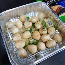 Hidangan ni untuk 30 orang makan atau lebih bahan2 nya: Resepi Chicken Meatball Bolognese Cheese Leleh Ala Pizza Hut