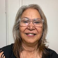 Debbie Petrus's Instagram, Twitter & Facebook