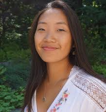 Amber Rahman's Instagram, Twitter & Facebook