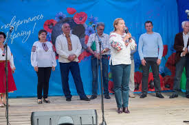 Квітка цісик — верше мій верше 05:06. Na Kolomijshini Vidbuvsya Festival Imeni Kvitki Cisik Foto Kolomiya Sogodni