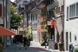 Zug ist ein deutschsprachiger kanton in der schweiz. Zug Am Zuger See Schnuckelige Altstadt Direkt Am See Logbuch Schweiz Reise