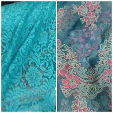 Harga yang ditawarkan di sini adalah berdasarkan kualiti kain, bukan pada rupa atau corak. Bombay Textile Mataram Nusa Tenggara Barat