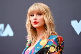 Taylor swift & katy perry reunite in new music video. Taylor Swift Sent Katy Perry A Hand Embroidered Blanket For Her Newborn Daughter Vanity Fair