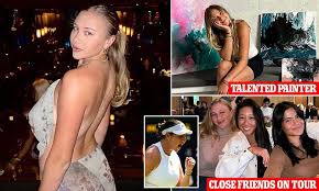 Amanda Anisimova loves painting and is friends with Emma Raducanu