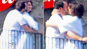 Elisa isoardi al party grimaldi. Elisa Isoardi E Matteo Salvini Vacanze Da Favola A Ischia E Convivenza In Vista Dilei