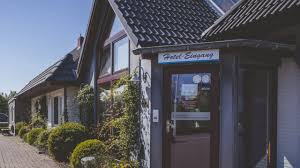 Seit 2015 gilt bei der maklerprovision das bestellerprinzip, d.h. Garni Hotel Nordstrand Nordstrand Holidaycheck Schleswig Holstein Deutschland