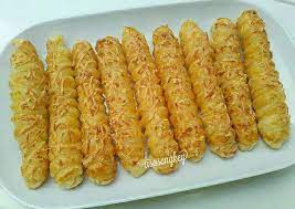 Jun 23, 2021 · resep cheese roll/keju aroma. Resep Cheese Roll Pastry Oleh Lisasengkey Cookpad