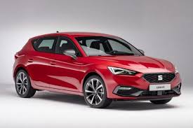 New 2020 Seat Leon Debuts Increased In Size To Beat Vw Golf Seat Leon Car Vw Golf