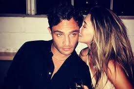 These same unofficial rules apply for older daters too. Ed Westwick Spotted On Celebrity Dating App Raya Days After Girlfriend Jessica Serfaty Gushed Over Actor On Instagram London Evening Standard Evening Standard