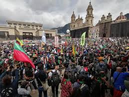 Tercer paro nacional y nuevas movilizaciones en colombia contra duque. Sindicatos Convocan A Paro Nacional 28 De Abril Contra La Reforma Tributaria Economia Portafolio